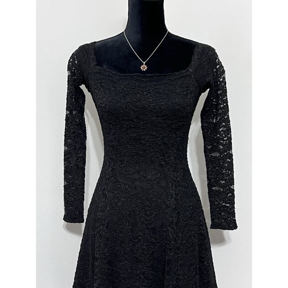 90s Laundry by Shelli Segal Black Lace Short Gothic Whimsigoth Sz 4 Dress Small - Picture 2 of 14